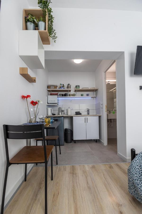 Апартаменти Cozy Studio, Near Airport & Sea Порто-Рафті Екстер'єр фото